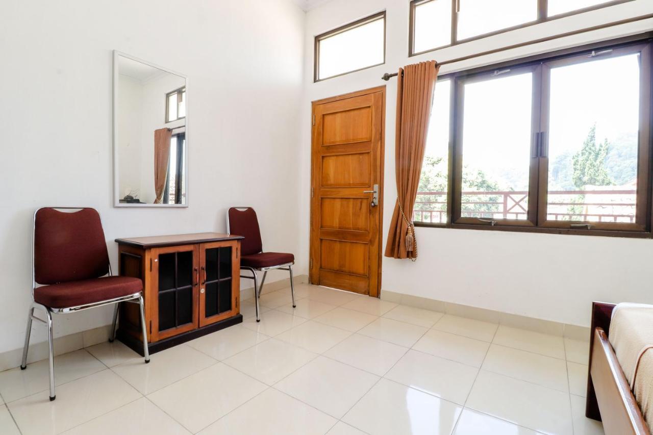 Hotel Wismancala Kaliurang Buitenkant foto